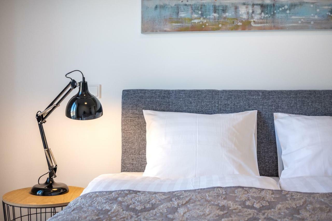 Dream Stay - 2 Porto Franco Apartments Near Old Town Tallinn Buitenkant foto