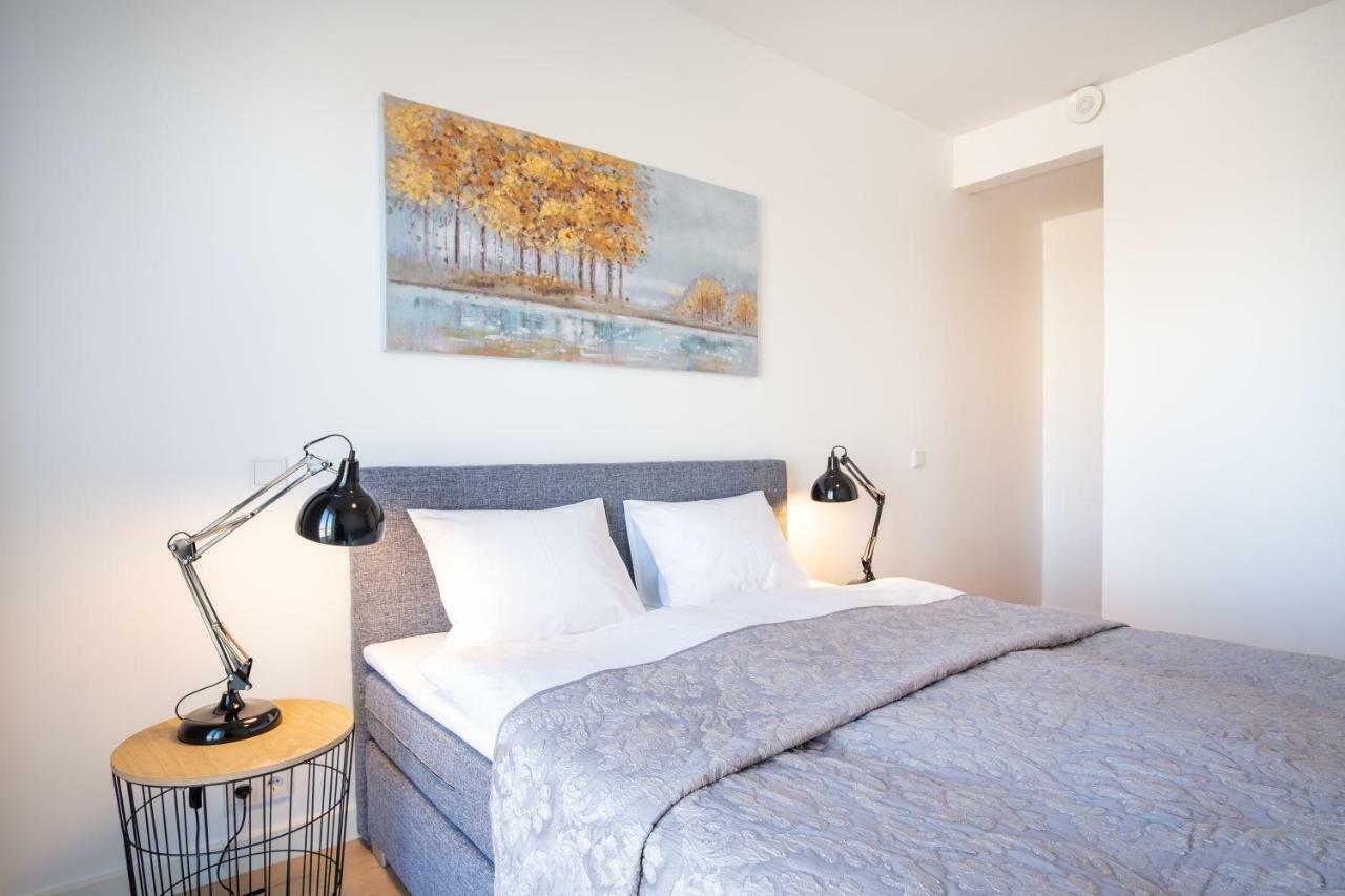 Dream Stay - 2 Porto Franco Apartments Near Old Town Tallinn Buitenkant foto