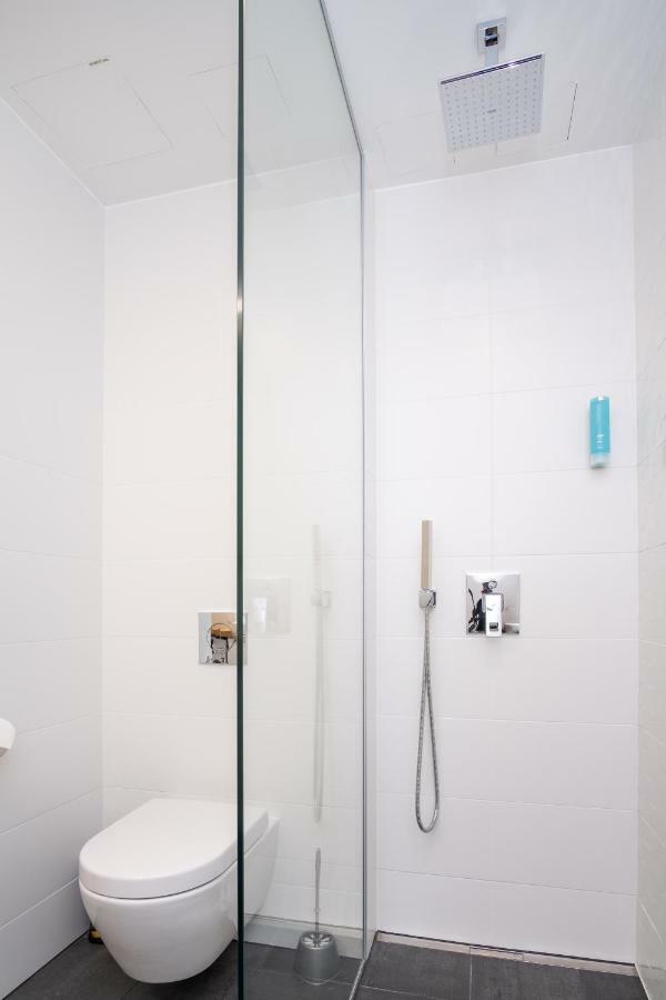 Dream Stay - 2 Porto Franco Apartments Near Old Town Tallinn Buitenkant foto
