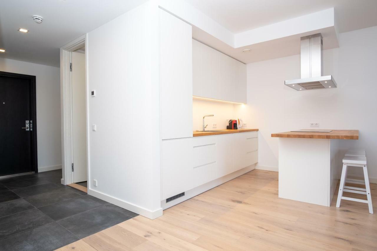 Dream Stay - 2 Porto Franco Apartments Near Old Town Tallinn Buitenkant foto